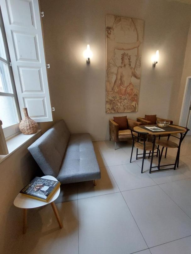 Central & Cozy - 1 Bedroom Apartment Valletta Buitenkant foto